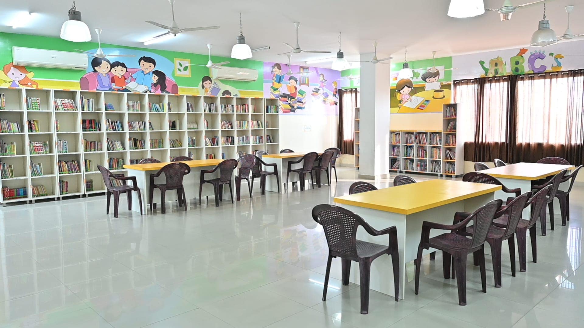 GoldenBee Campus Life — @goldenbee_school on Instagram