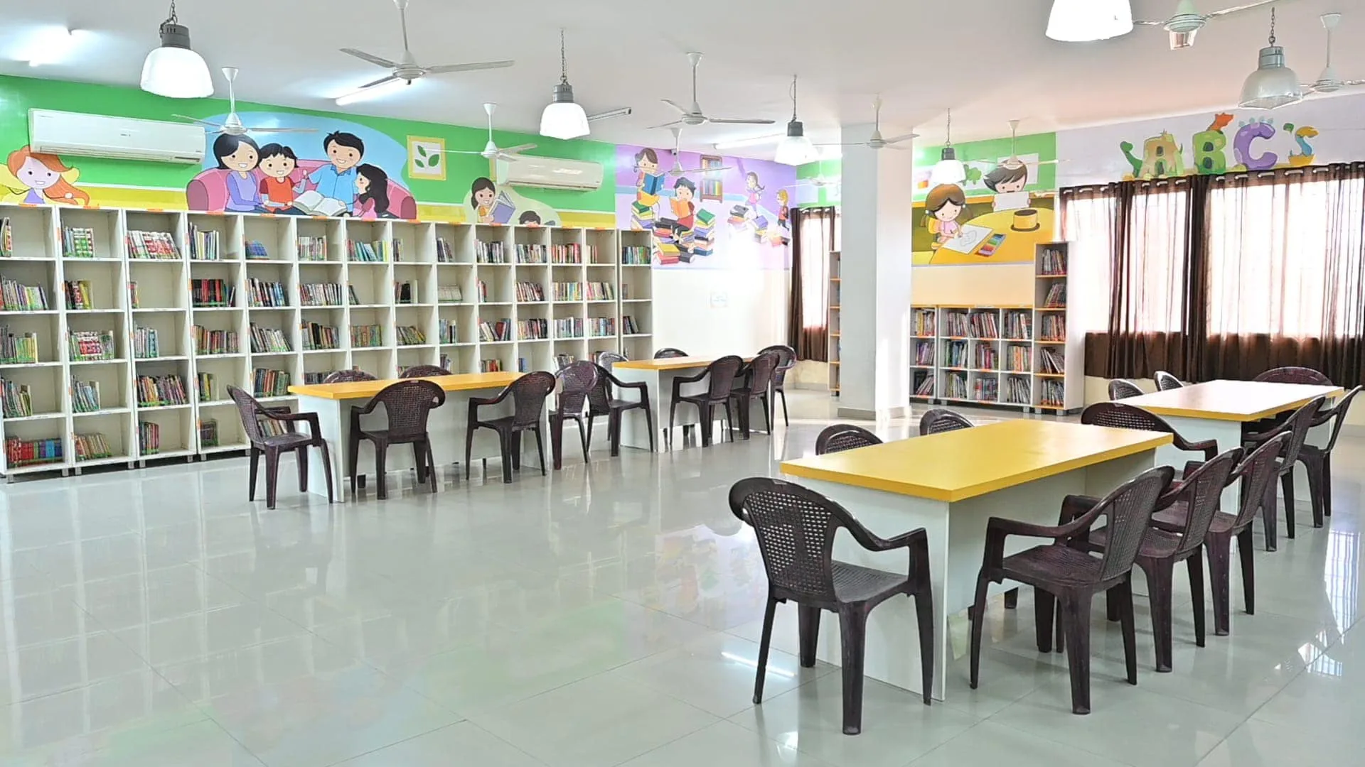 GoldenBee Campus Life — @goldenbee_school on Instagram